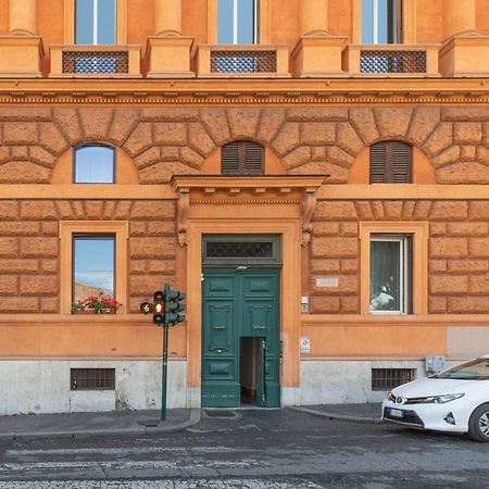 Iflat Colosseum Wide Apartment Рим Екстер'єр фото